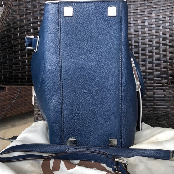 Michael Kors Bag - Picture 3 of 7